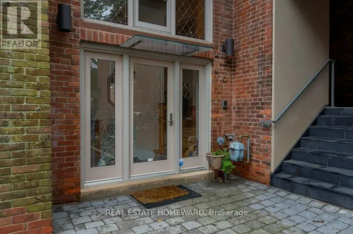 6 - 21 SWANWICK AVENUE, Toronto