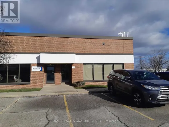 6 - 2422 DUNWIN DRIVE, Mississauga