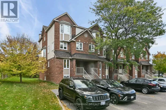 6 - 266 BRISTON PRIVATE, Ottawa