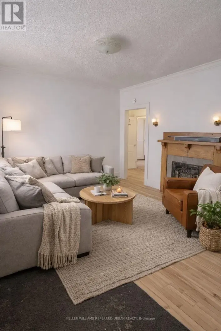 6 - 28 SPRINGHURST AVENUE, Toronto