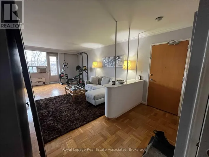 6 - 3 MEADOWBROOK ROAD, Toronto