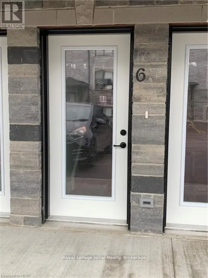 #6 - 3192 VIVIAN LINE 37 LINE, Stratford