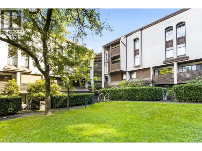 6 340 GINGER DRIVE, New Westminster