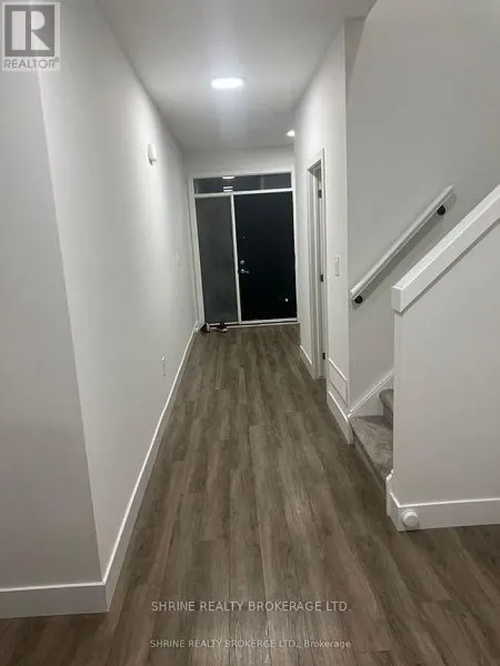 6 - 3635 SOUTHBRIDGE AVENUE, London South