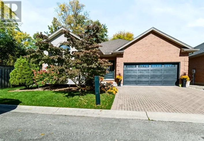 6 - 448 COMMISSIONERS ROAD E, London South