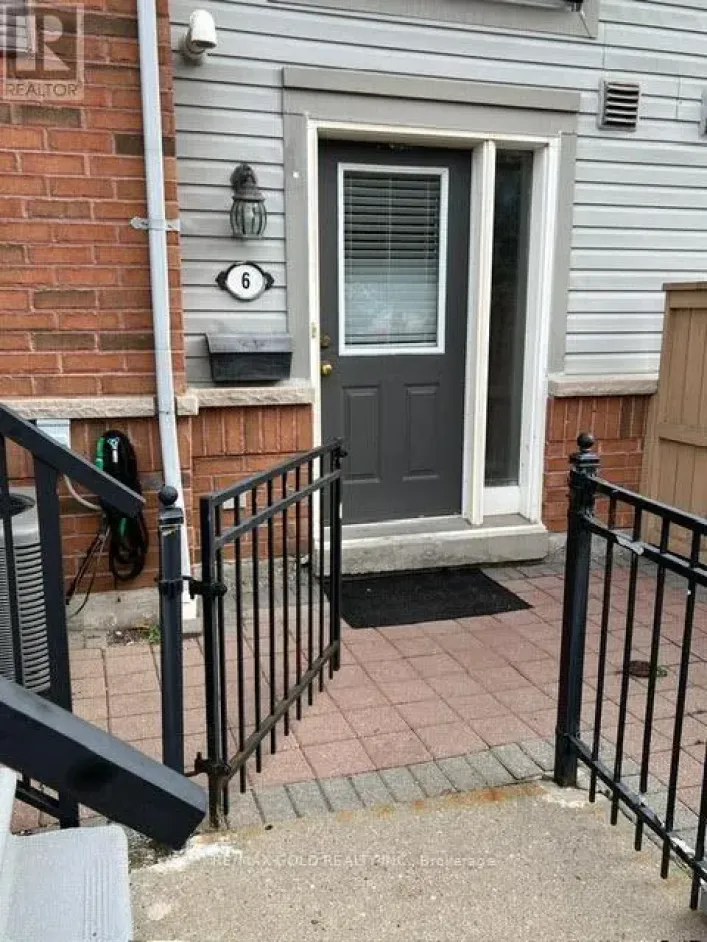 6 - 4620 GUILDWOOD WAY, Mississauga