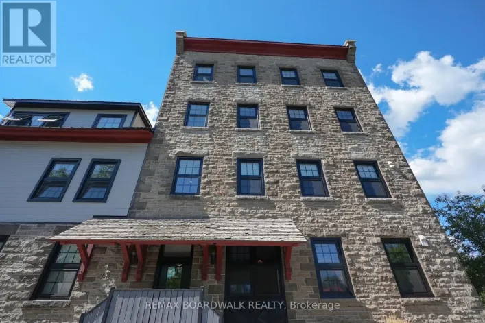 6 - 49 MILL STREET, Carleton Place