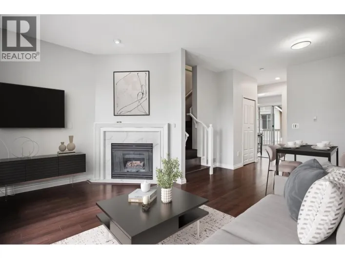 6 4933 FISHER DRIVE, Richmond