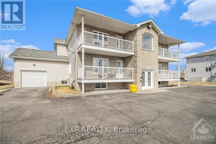 6 - 525 RUSSELL ROAD, Clarence-Rockland