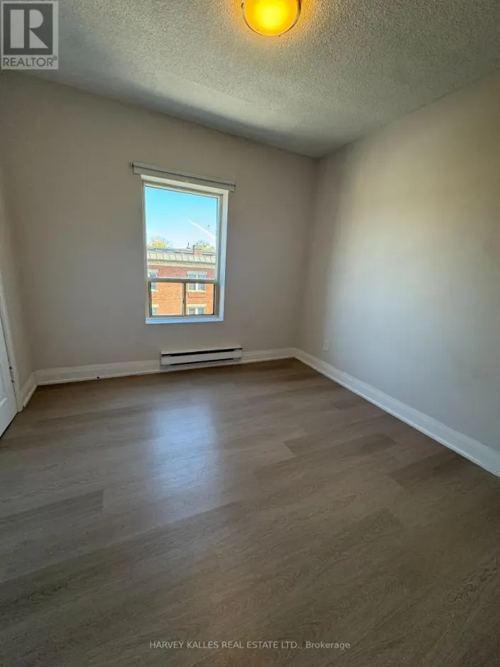 6 - 98 NORTHCLIFFE BOULEVARD, Toronto