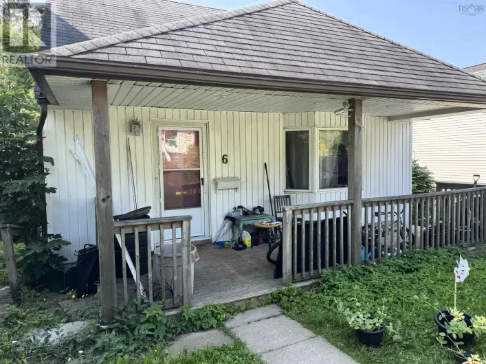 House for sale: 6 Ashdale Avenue, Halifax
