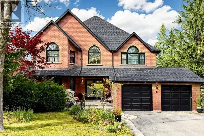 6 BOMBAY COURT, Richmond Hill