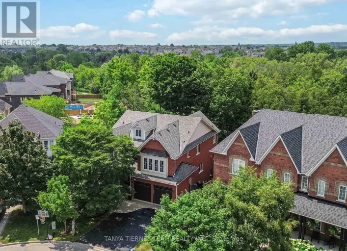 6 BRADDOCK COURT, Whitby