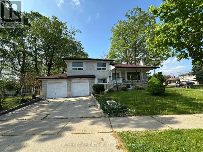 6 BRANTLEY CRESCENT, Toronto