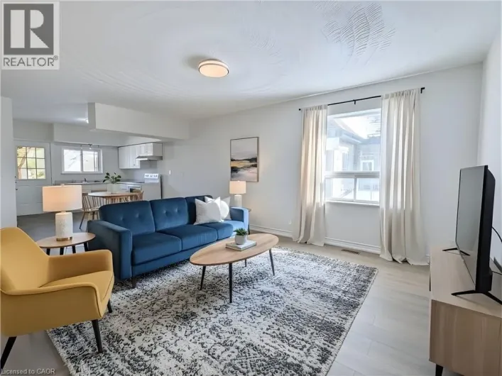 6 CAITHNESS Street E Unit# 2, Caledonia