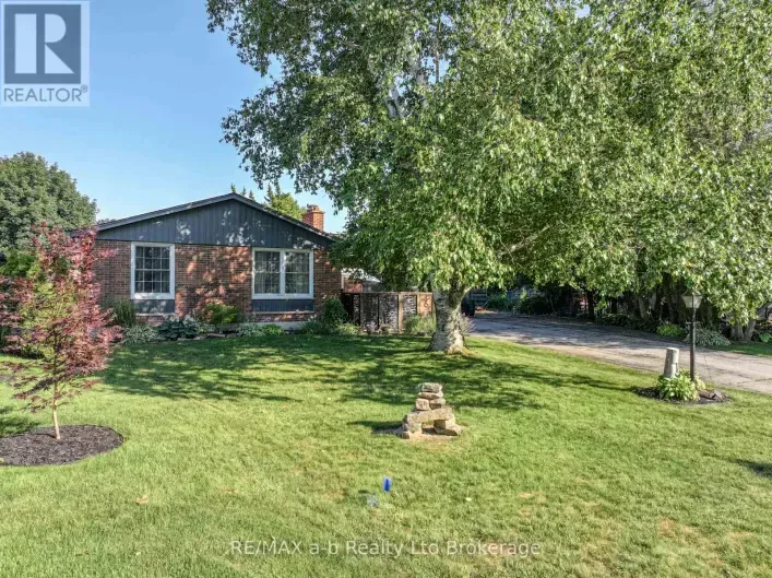 House for sale: 6 CAMDON COURT, Tillsonburg