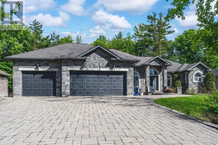 6 COLLINS LANE, Springwater