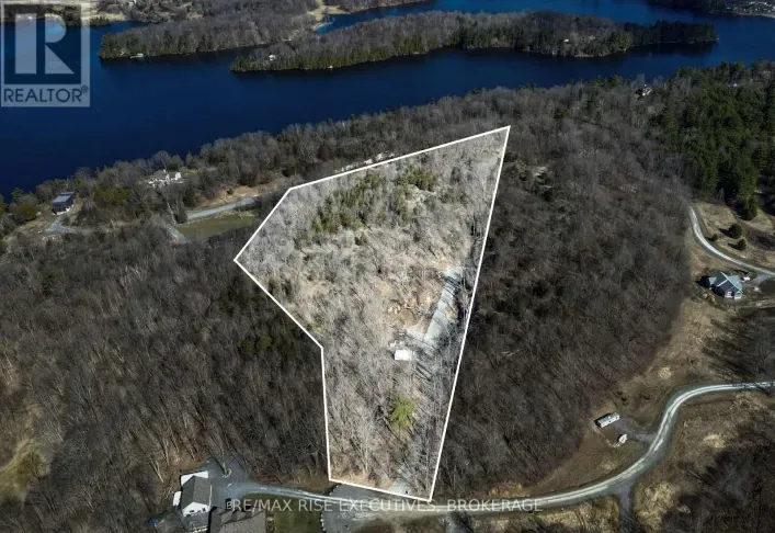 6 CRANBERRY COVE LANE, Frontenac