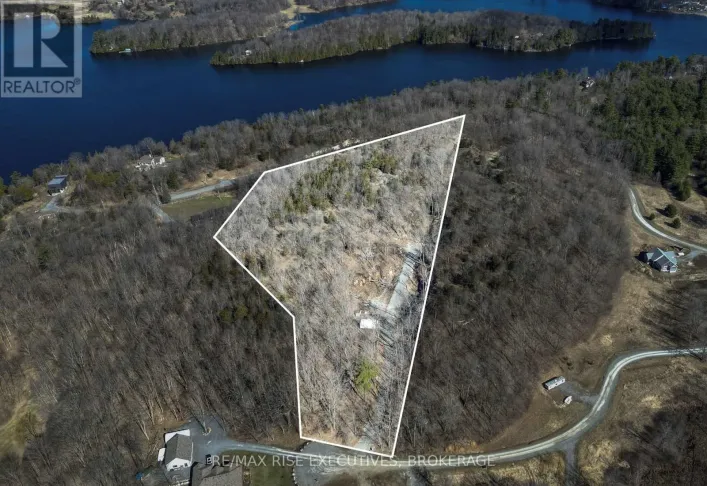 6 CRANBERRY COVE LANE, Frontenac