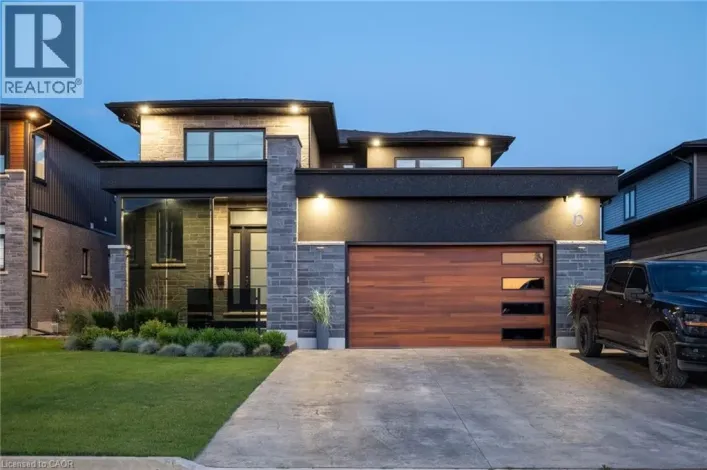 6 CRISTALLINA Drive, Thorold