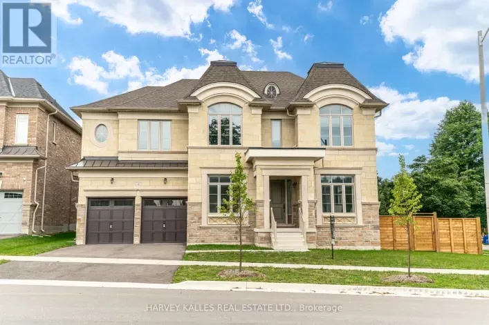 6 DENNIS REED COURT, Aurora