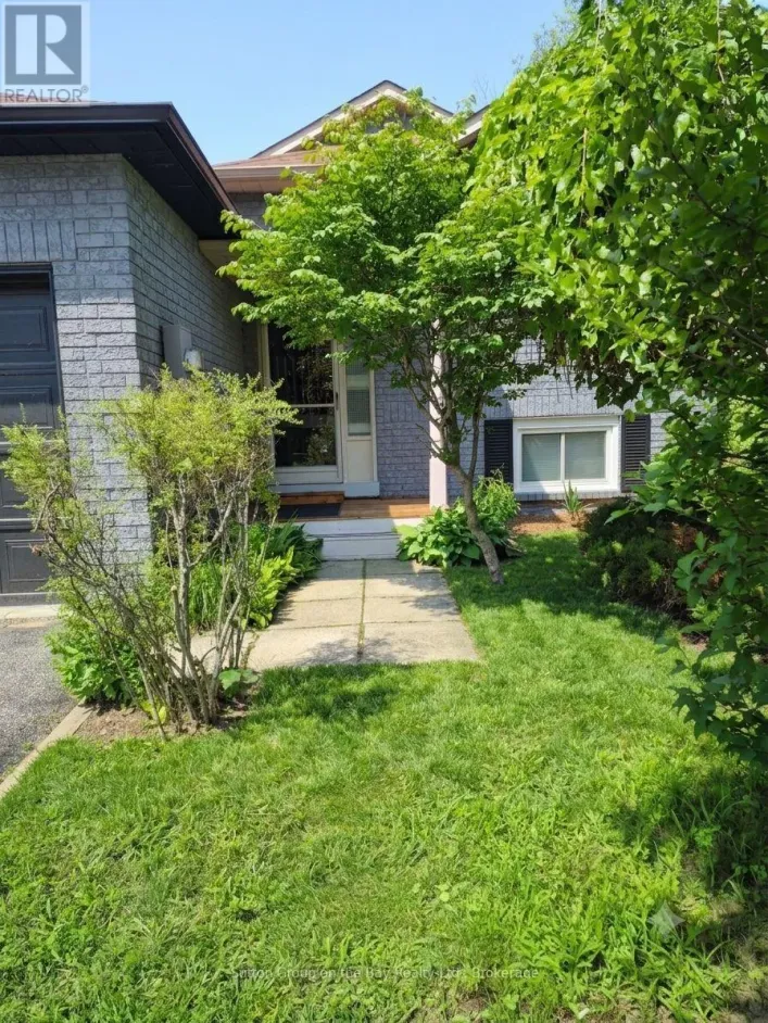 6 DONALD CRESCENT, Wasaga Beach