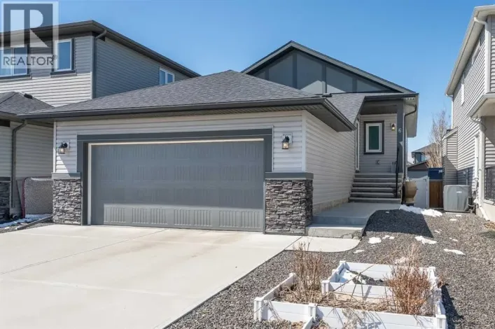 6 Drake Landing Grove, Okotoks