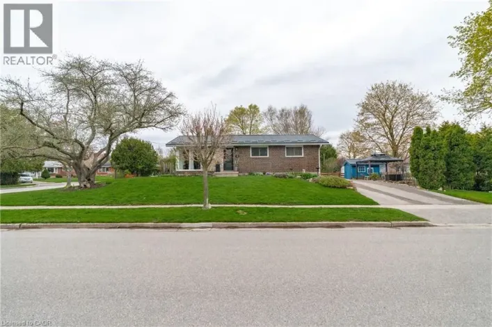 6 ELEANOR Court, Guelph