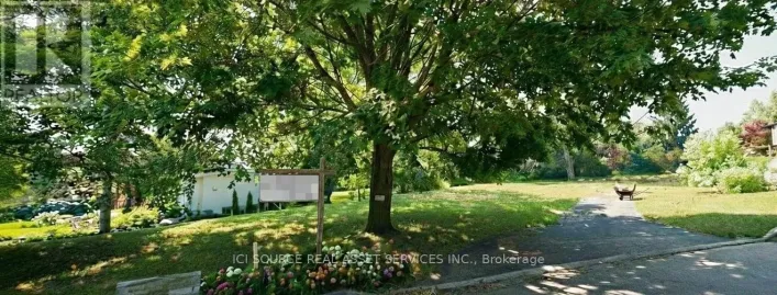 6 ELIZABETH DRIVE, Pelham
