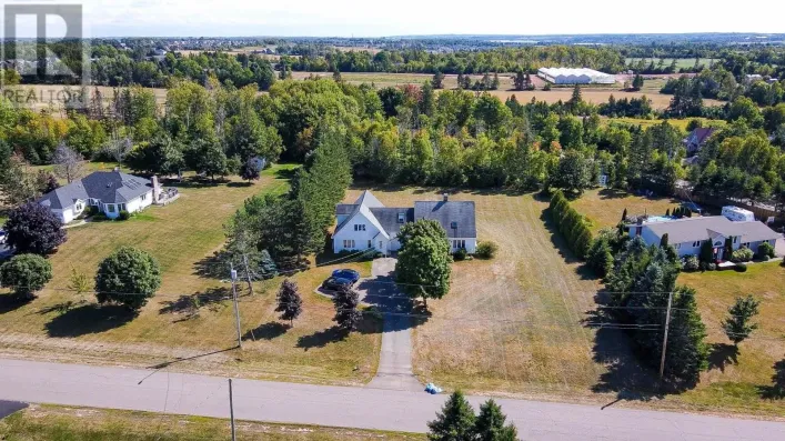 6 Fox Run Drive, West Royalty