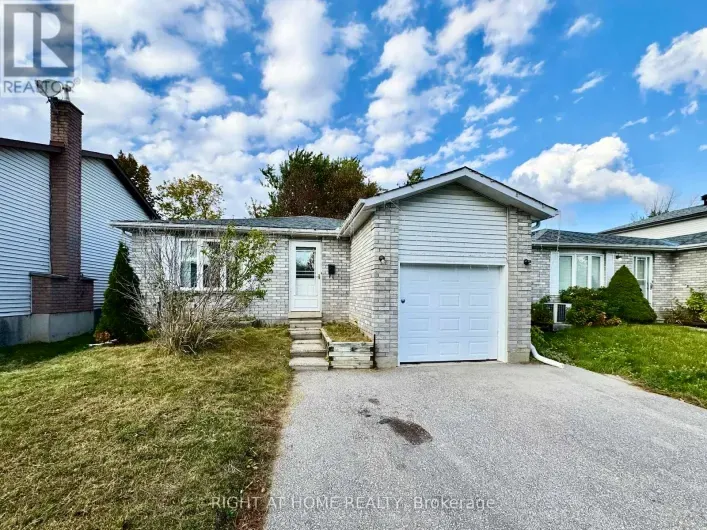 6 HICKLING TRAIL, Barrie