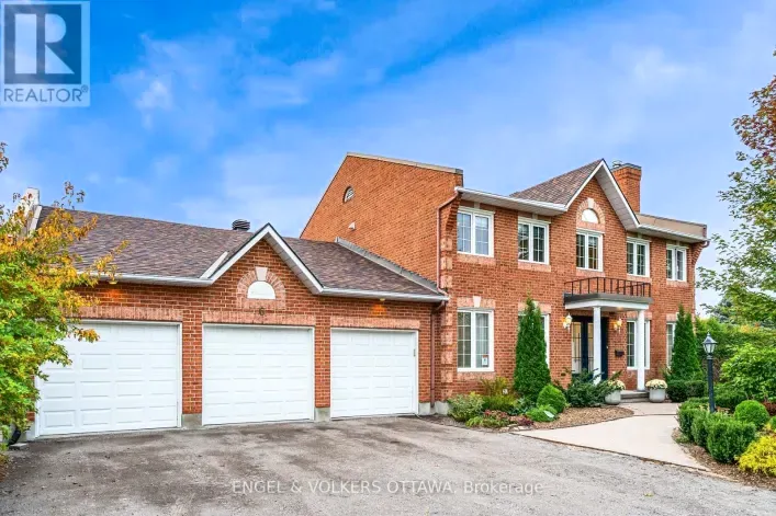 House for sale: 6 HOLLY RIDGE, Ottawa
