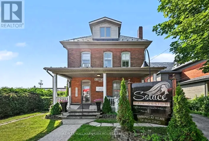 6 LAKE AVENUE W, Carleton Place