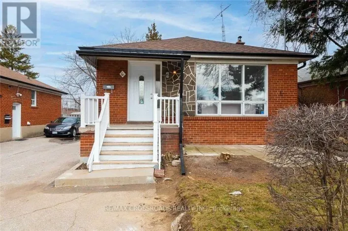 House for rent: 6 LARKHALL AVENUE, Toronto