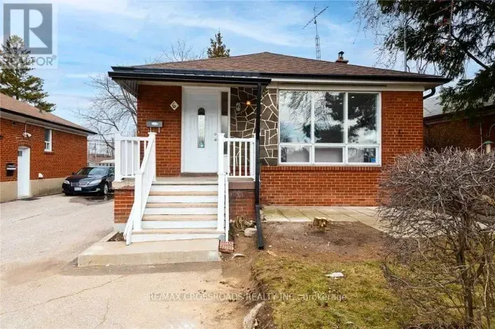 House for rent: 6 LARKHALL AVENUE, Toronto