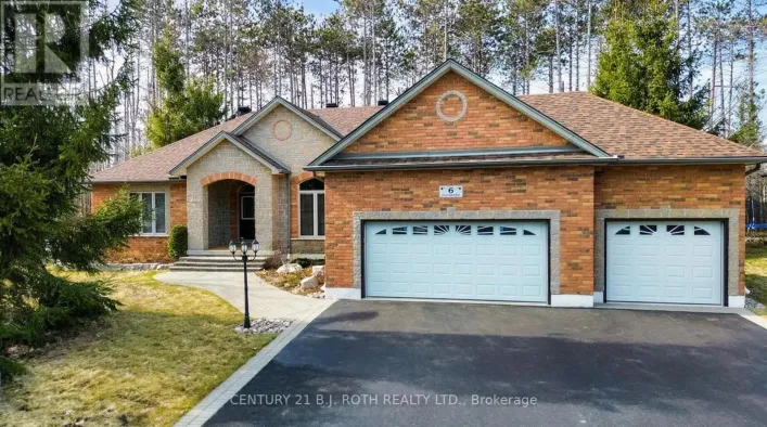6 LLOYD COOK DRIVE E, Springwater