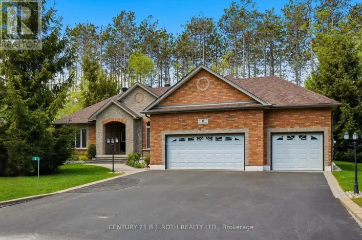 6 LLOYD COOK DRIVE E, Springwater