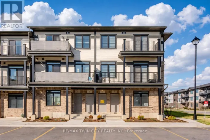 6 LOMOND LANE, Kitchener