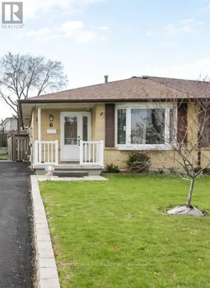 6 MANDERLEY PLACE, Brampton