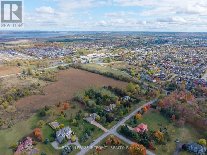 6 MARCHBROOK CIRCLE, Ottawa