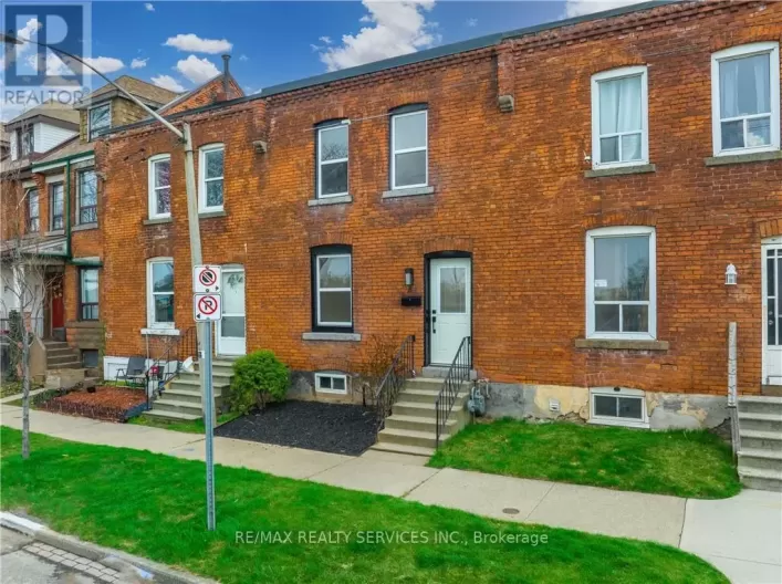 6 MARS AVENUE, Hamilton