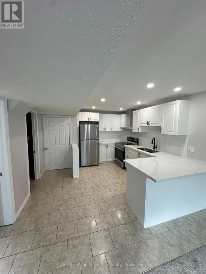 6 MAUDE LANE, Guelph