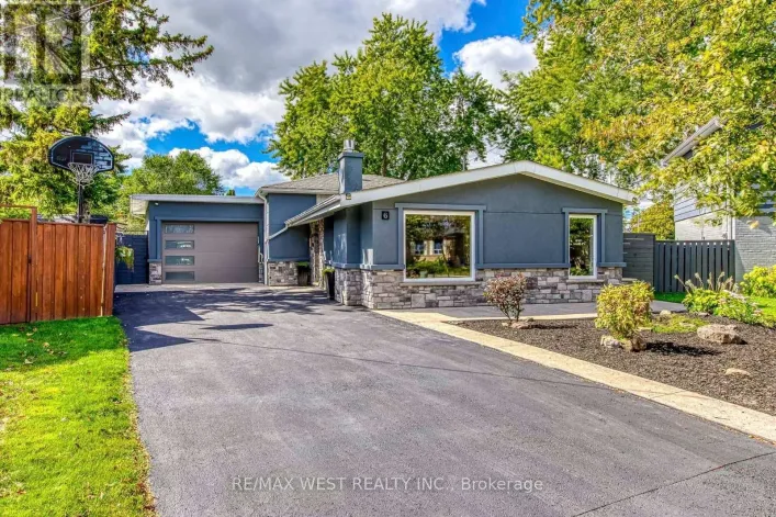 6 MILLVIEW COURT, Toronto