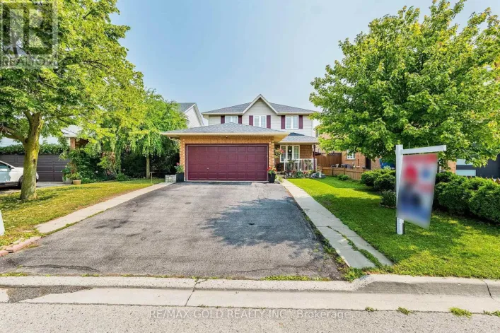 6 MOFFATT LANE, Guelph