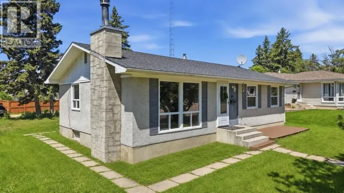 6 Onlsow Square, Red Deer