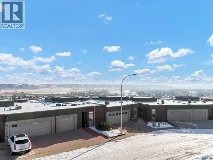 6 Palisades Way NE, Medicine Hat