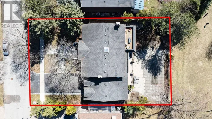 6 PENWOOD CRESCENT, Toronto