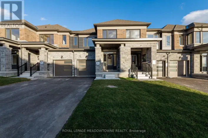 6 PRUDHOE TERRACE, Barrie