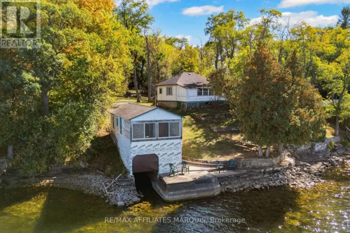 6 R9 (RIDEAU FERRY) ROAD, Rideau Lakes