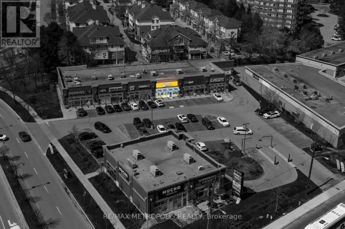6 RYLANDER BOULEVARD, Toronto